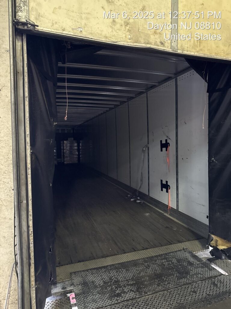 doon-logistics-truck